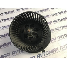  Моторчик обогревателя салона VW Passat B6 2005-2010 1K1819015